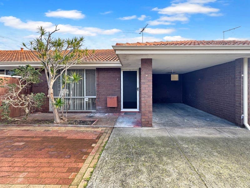 2/15 Tenth Avenue, Maylands WA 6051, photographed for its listing