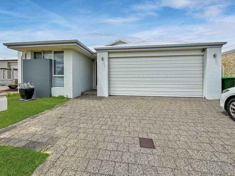 3 Branchton Loop, Baldivis WA 6171, photographed for its listing