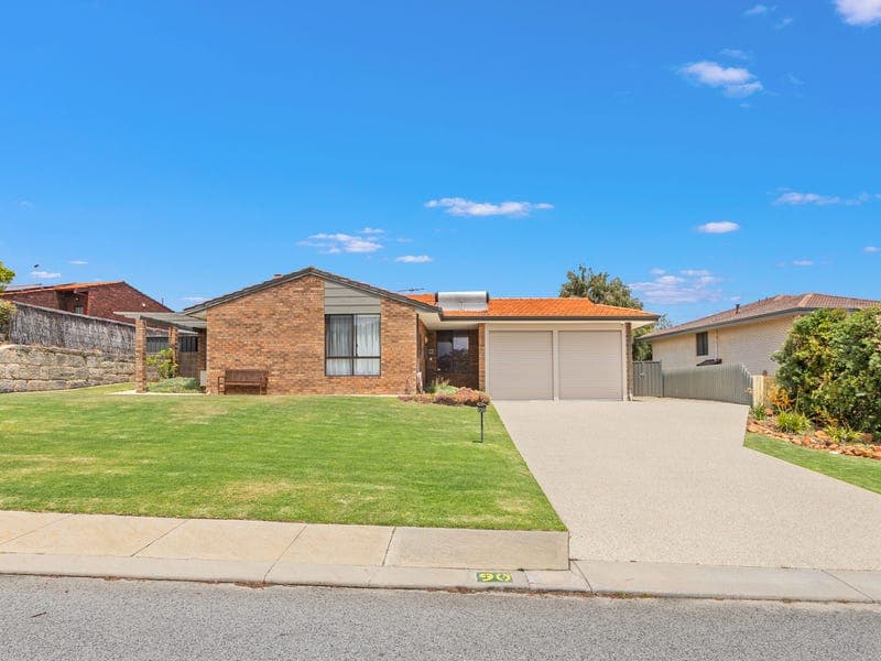 90 Castlecrag Drive, Kallaroo WA 6025, photographed for its listing